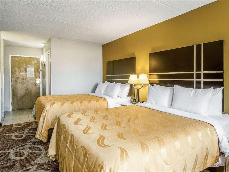 La Casa Inn & Suites-Middleboro Eksteriør billede