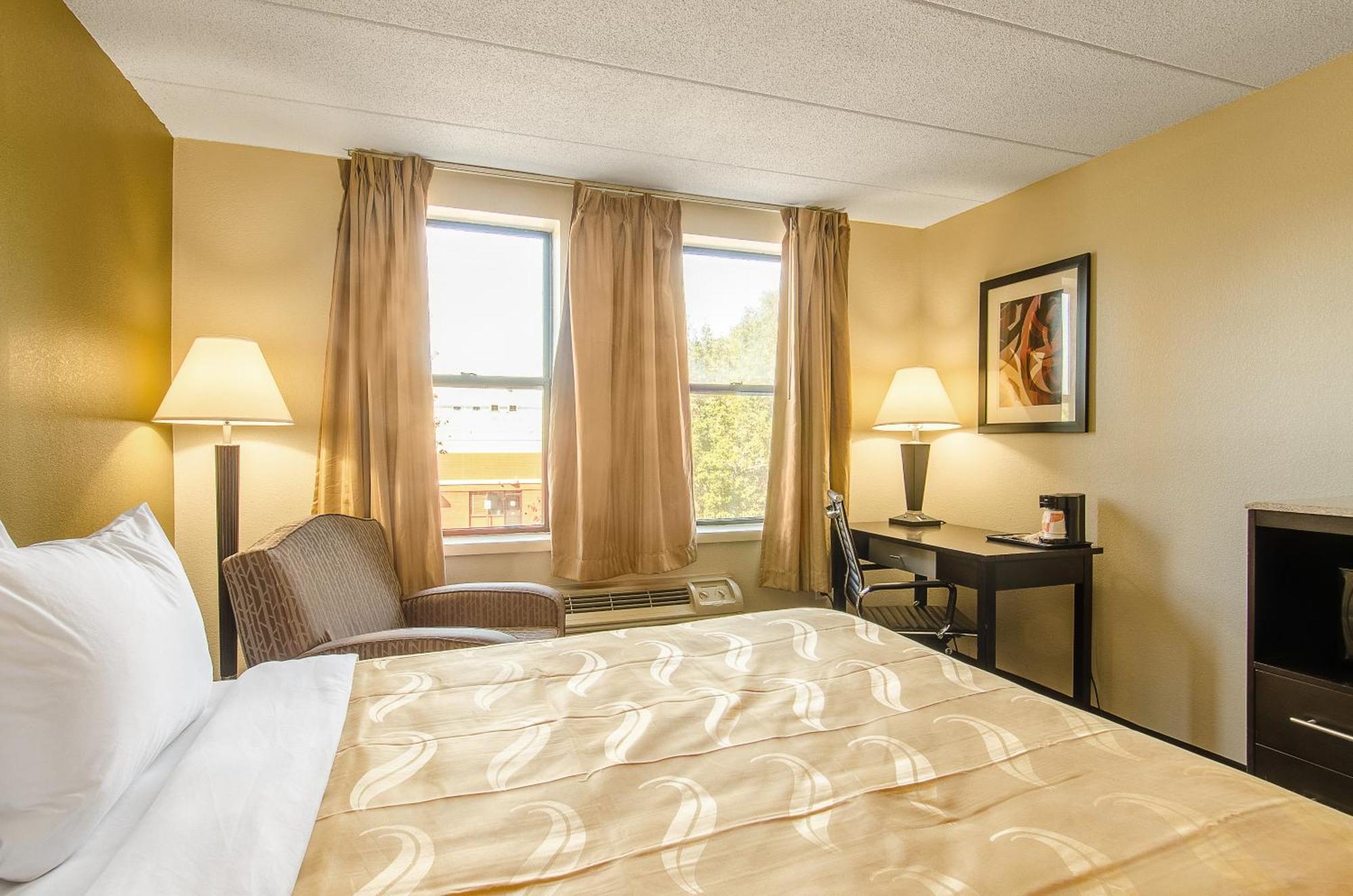La Casa Inn & Suites-Middleboro Eksteriør billede